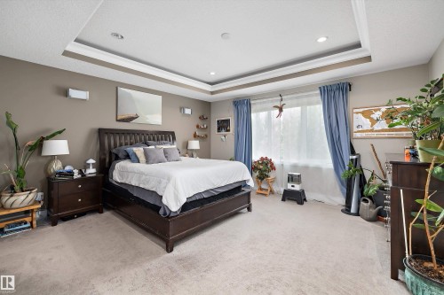 967 175 Street Sw, Edmonton, AB - Indoor Photo Showing Bedroom