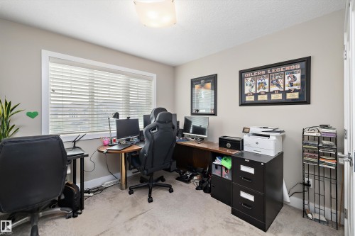 967 175 Street Sw, Edmonton, AB - Indoor Photo Showing Office