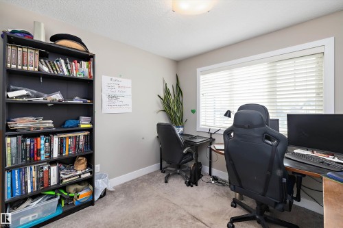 967 175 Street Sw, Edmonton, AB - Indoor Photo Showing Office
