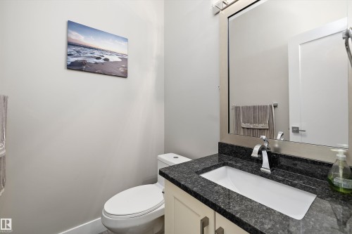 967 175 Street Sw, Edmonton, AB - Indoor Photo Showing Bathroom