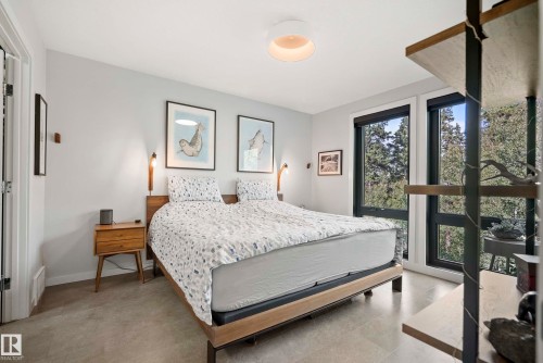 #16 1304 Rutherford Rd Sw, Edmonton, AB - Indoor Photo Showing Bedroom