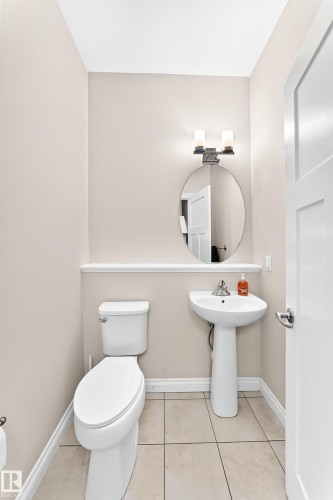 258 Sturtz Bend, Leduc, AB - Indoor Photo Showing Bathroom