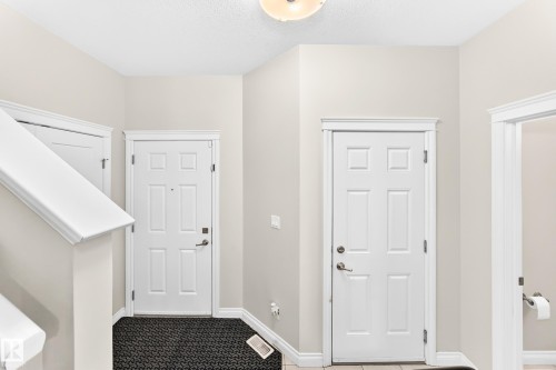 258 Sturtz Bend, Leduc, AB - Indoor Photo Showing Other Room
