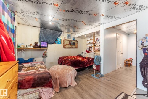 area currently set up by owner as a sleeping area - 2, 59031 Range Rd 232, Rural Thorhild County, AB - Indoor