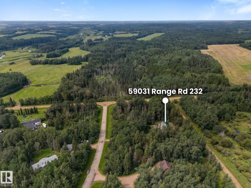 Corner lot with farmland to the west and crownland to the north - 2, 59031 Range Rd 232, Rural Thorhild County, AB - Outdoor With View