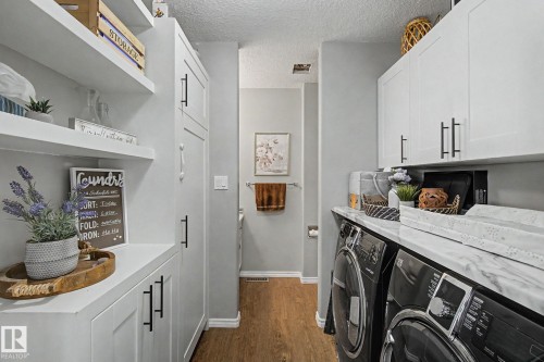 15727 141 Street Nw, Edmonton, AB - Indoor Photo Showing Laundry Room