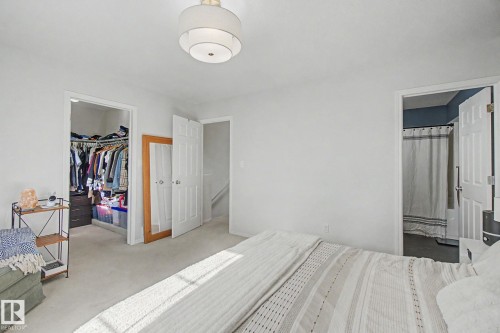 15727 141 Street Nw, Edmonton, AB - Indoor Photo Showing Bedroom