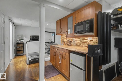 15727 141 Street Nw, Edmonton, AB - Indoor