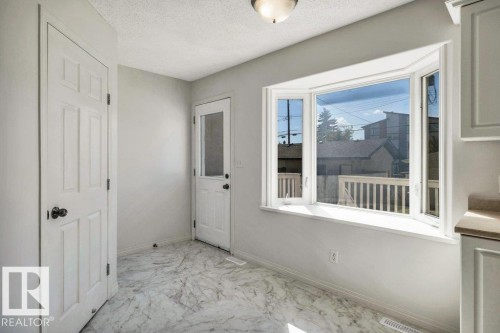 11128 132 Street Nw, Edmonton, AB - Indoor Photo Showing Other Room
