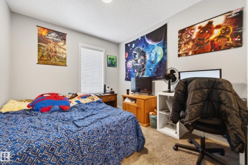 2317 158A Street Sw, Edmonton, AB - Indoor Photo Showing Bedroom