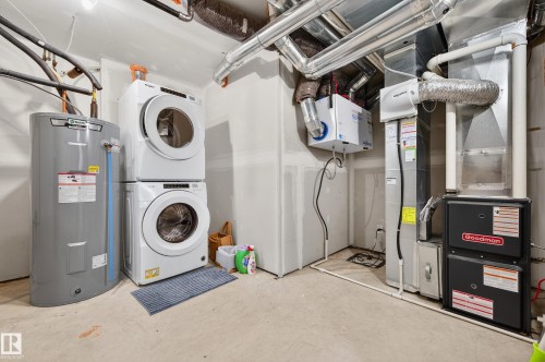 2317 158A Street Sw, Edmonton, AB - Indoor Photo Showing Laundry Room