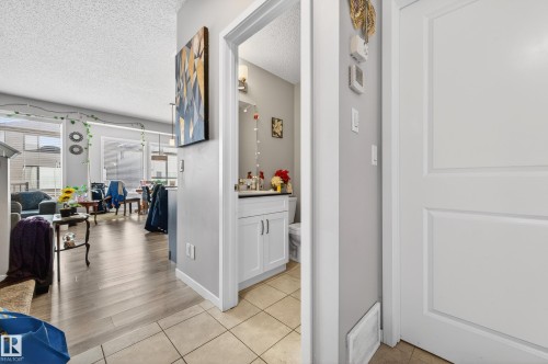 2317 158A Street Sw, Edmonton, AB - Indoor Photo Showing Other Room