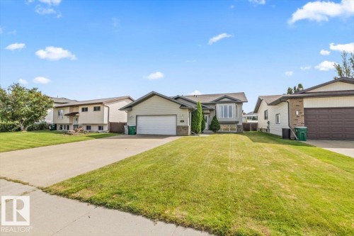 4423 56 Avenue, Lamont, AB - Outdoor With Facade