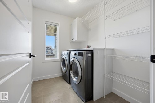 3234 Chernowski Way Sw, Edmonton, AB - Indoor Photo Showing Laundry Room