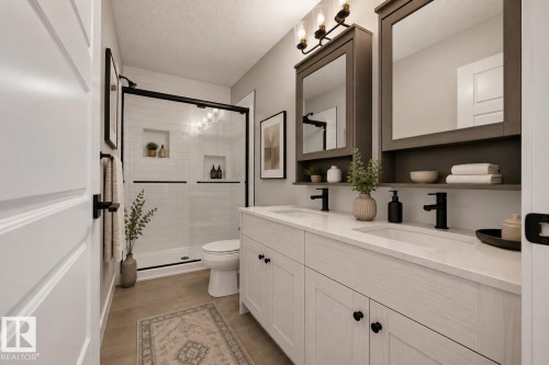 3234 Chernowski Way Sw, Edmonton, AB - Indoor Photo Showing Bathroom