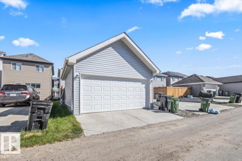 6259 176 Avenue Nw, Edmonton, AB - Outdoor