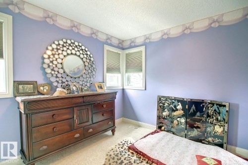 6175 Stinson Way Nw, Edmonton, AB - Indoor Photo Showing Other Room
