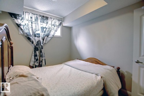 6175 Stinson Way Nw, Edmonton, AB - Indoor Photo Showing Bedroom