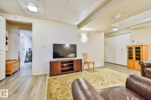 3764 30 Street Nw, Edmonton, AB - Indoor