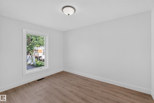 12306 95 Street Nw, Edmonton, AB - Indoor Photo Showing Other Room