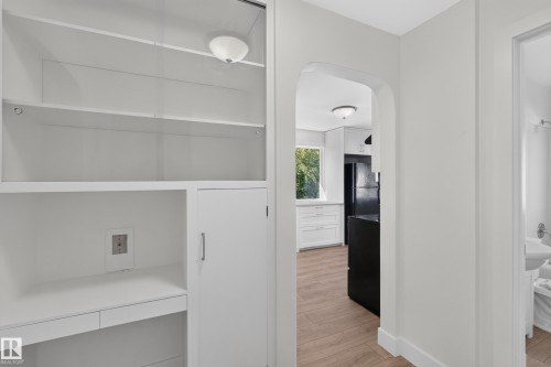 12306 95 Street Nw, Edmonton, AB - Indoor Photo Showing Other Room