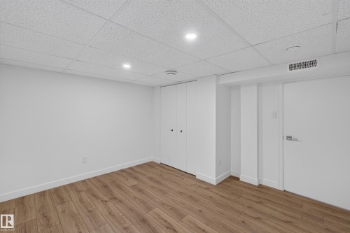12306 95 Street Nw, Edmonton, AB - Indoor Photo Showing Other Room