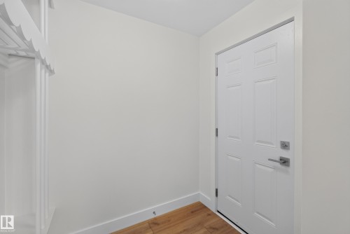 12306 95 Street Nw, Edmonton, AB - Indoor Photo Showing Other Room