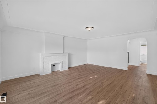 12306 95 Street Nw, Edmonton, AB - Indoor Photo Showing Other Room