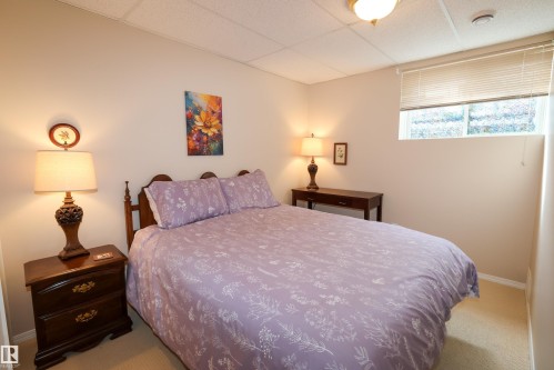 9826 100A Avenue, Morinville, AB - Indoor Photo Showing Bedroom