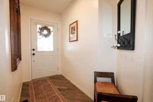 9826 100A Avenue, Morinville, AB - Indoor Photo Showing Other Room