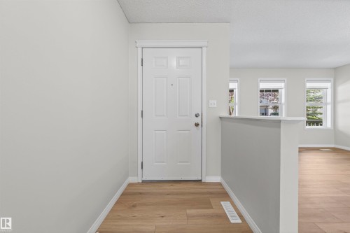 5509 Stevens Crescent Nw, Edmonton, AB 