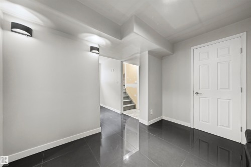 5509 Stevens Crescent Nw, Edmonton, AB 