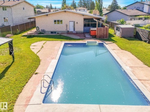 11056 166 Avenue Nw, Edmonton, AB - Outdoor With In Ground Pool With Deck Patio Veranda