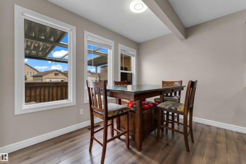 5608 17 Avenue Sw, Edmonton, AB - Indoor Photo Showing Dining Room