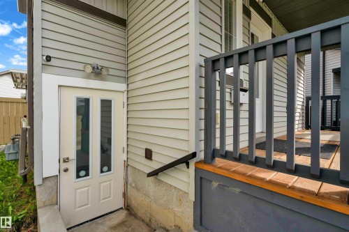 5608 17 Avenue Sw, Edmonton, AB - Outdoor With Exterior