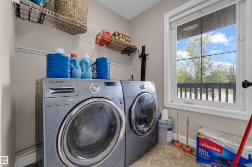 5608 17 Avenue Sw, Edmonton, AB - Indoor Photo Showing Laundry Room