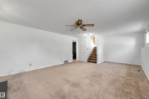 4 Blue Quill Crescent Nw, Edmonton, AB - Indoor Photo Showing Other Room