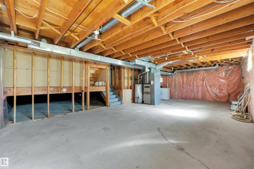 4 Blue Quill Crescent Nw, Edmonton, AB - Indoor Photo Showing Basement