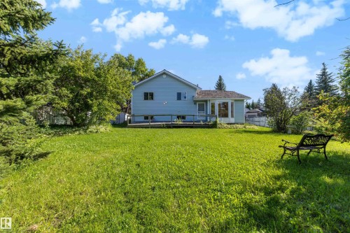 4 Blue Quill Crescent Nw, Edmonton, AB - Outdoor