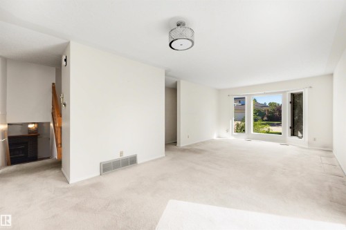 4 Blue Quill Crescent Nw, Edmonton, AB - Indoor