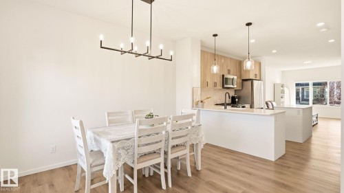 2804 193 Street Nw, Edmonton, AB - Indoor