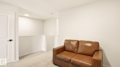 2804 193 Street Nw, Edmonton, AB - Indoor Photo Showing Other Room