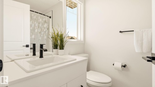 2804 193 Street Nw, Edmonton, AB - Indoor Photo Showing Bathroom