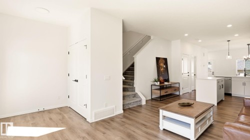 2804 193 Street Nw, Edmonton, AB - Indoor