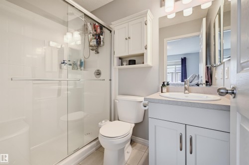 #126 2905 141 St Sw, Edmonton, AB - Indoor Photo Showing Bathroom