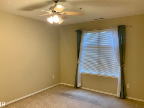 #140 16035 132 St Nw, Edmonton, AB - Indoor Photo Showing Other Room
