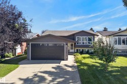 2103 49A Street NW  Edmonton, AB T6L 2W9