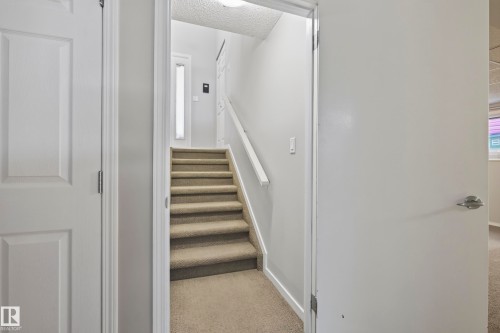 2103 49A Street Nw, Edmonton, AB - Indoor Photo Showing Other Room