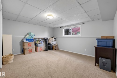 2103 49A Street Nw, Edmonton, AB - Indoor Photo Showing Other Room
