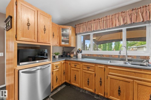 11219 134A Avenue Nw, Edmonton, AB 